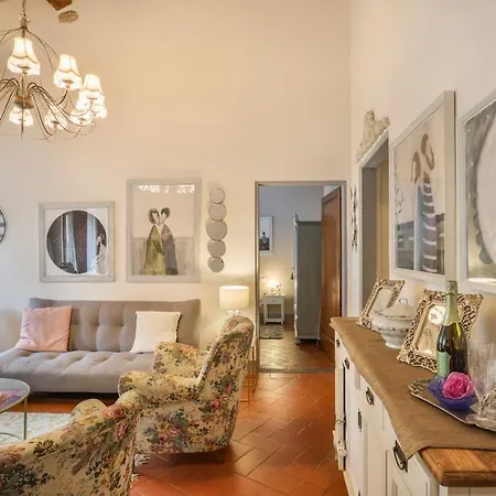 Sangallo Suite-hosted By Sweetstay