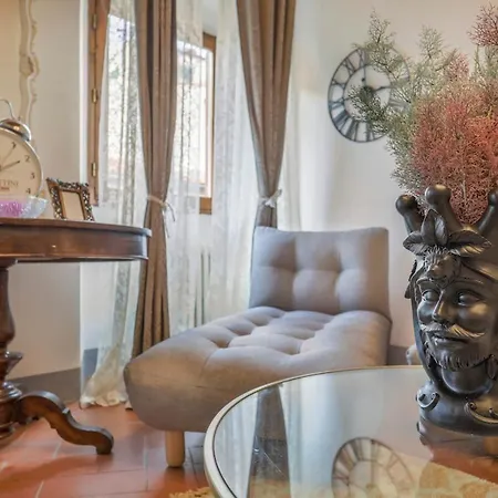 Sangallo Suite-hosted By Sweetstay Apartment