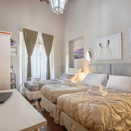 Sangallo Suite-hosted By Sweetstay Apartment